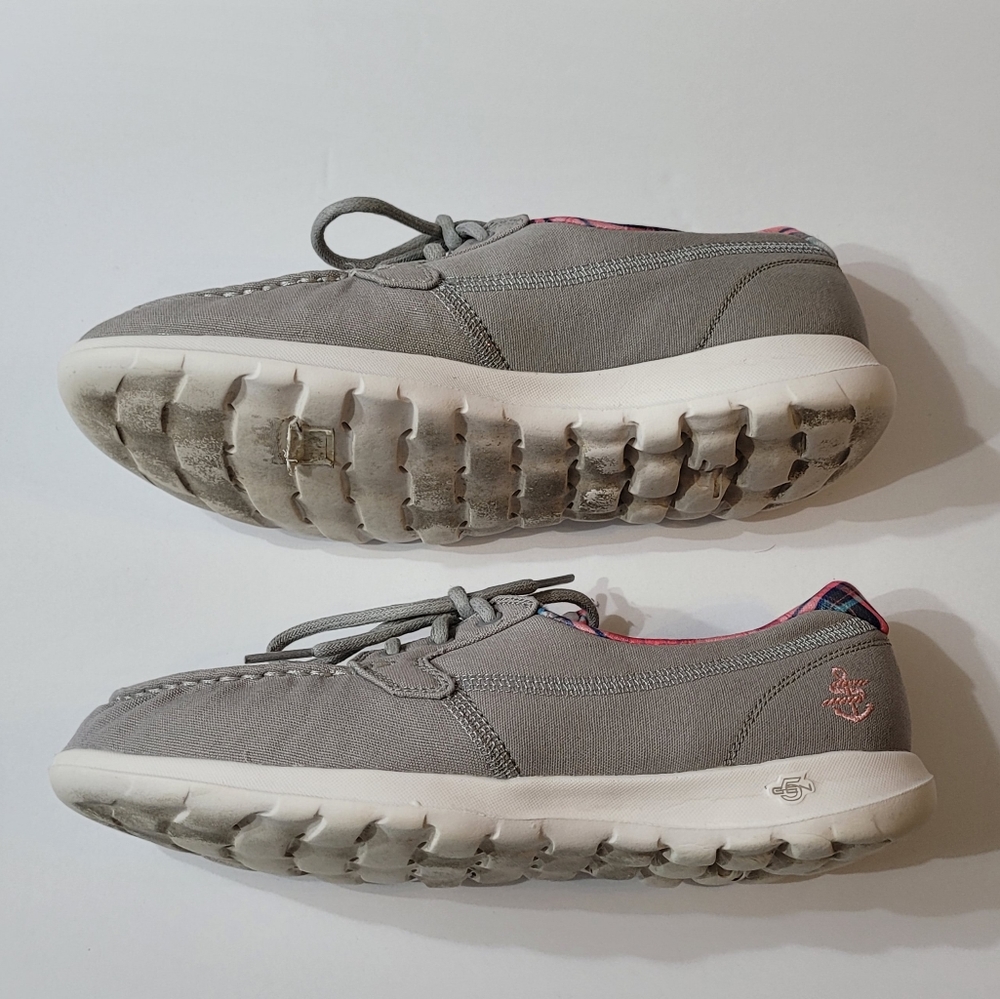 Skechers | Gowalk Lite, Sea Fun Boat Shoes in Grey - Picture 4 of 9